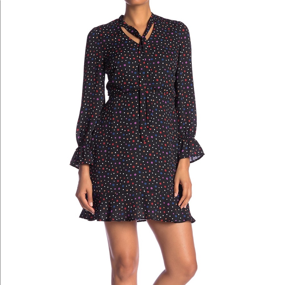 NWT 19 Cooper Tie-Neck Star Print Dress